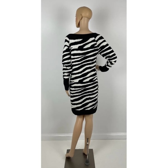 Black and White Leopard Print Sweater Dress - Picture 9 of 9